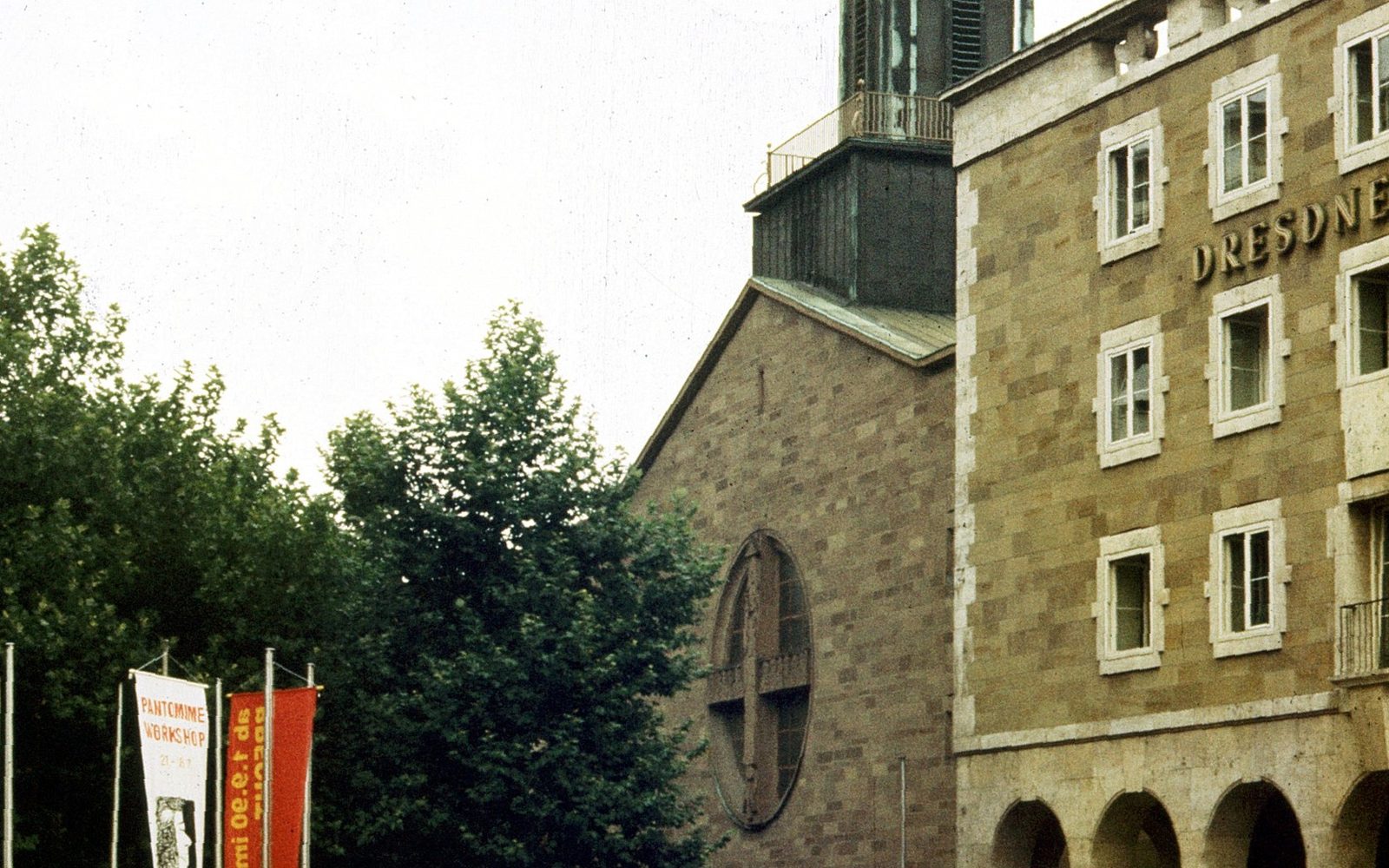 Konkathedrale St. Eberhard in Stuttgart - katholische Bischofskirche
